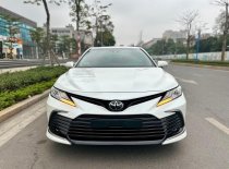 Toyota Camry 2022 - Màu trắng Ngọc Trinh, nhập khẩu, giá cực yêu chỉ 1 tỷ 180tr giá 1 tỷ 180 tr tại Hà Nội