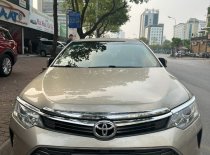 Toyota Camry 2015 - Xe màu bạc giá 575 triệu tại Hà Nội