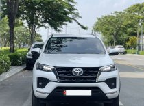 Toyota Fortuner 2021 - Xe cá nhân, ký mua bán hoặc ủy quyền giá 985 triệu tại Tp.HCM