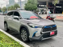 Toyota Corolla Cross 2021 - Bán xe Cross Hybrid 2021 chạy 55.000 km màu bạc  giá 810 triệu tại Tp.HCM