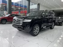 Toyota Land Cruiser LC300 2023 - Bán Toyota Land Cruiser LC300 sản xuất 2023 Màu Đen nội thất Đen giá 5 tỷ 150 tr tại Hà Nội