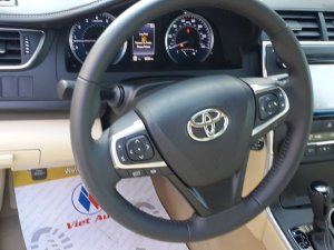 Toyota Camry LE XLE 2016 - Cần bán gấp Toyota Camry LE XLE đời 2016, màu trắng, xe nhập Mỹ