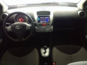 Toyota Aygo 2012 - Bán xe Toyota Aygo đời 2012, màu bạc, nhập khẩu nguyên chiếc, giá tốt