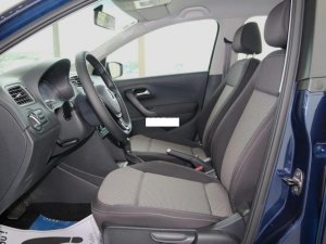 Toyota Yaris  AT 2015 - Volkswagen Polo Hatchback AT đời 2015, màu xanh lam, xe nhập, giá 662 triệu, giao xe ngay, trả trước từ 133 triệu