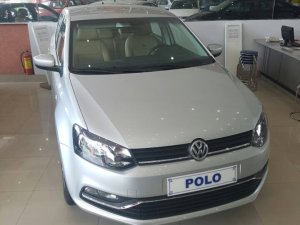 Toyota Yaris  AT 2015 - Bán xe Volkswagen Polo Hatchback AT đời 2015, màu bạc, xe nhập, ưu đãi khủng, giá chỉ còn 662 triệu