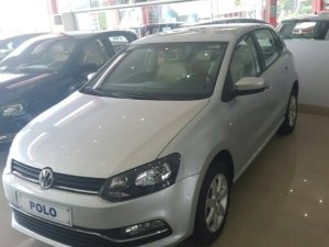 Toyota Yaris  AT 2015 - Bán xe Volkswagen Polo Hatchback AT đời 2015, màu bạc, xe nhập, ưu đãi khủng, giá chỉ còn 662 triệu