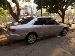 Toyota Camry LE 2000 - Cần bán gấp Toyota Camry LE 2000, nhập khẩu chính hãng