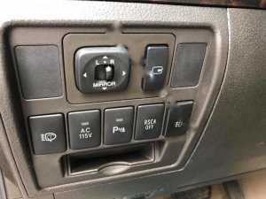 Toyota Land Cruiser 5.7AT 2008 - Bán xe cũ Toyota Land Cruiser 5.7AT năm 2008, màu đỏ, nhập khẩu nguyên chiếc