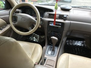 Toyota Camry LE 2001 - Bán xe Toyota Camry LE sản xuất 2001, màu xanh lục, nhập khẩu, 350tr