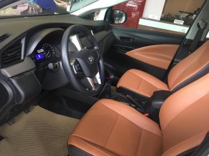 Toyota Ipsum 2017 - Bán xe Toyota Ipsum 2.0 E 2017