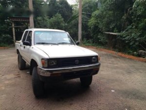 Toyota Hilux 1996 - Cần bán gấp Toyota Hilux đời 1996, màu trắng giá cạnh tranh
