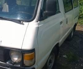 Toyota Hiace 1985 - Cần bán xe cũ Toyota Hiace đời 1985, màu trắng