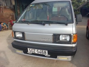 Toyota Van 1986 - Bán ô tô Toyota Van, màu bạc nhập khẩu nguyên chiếc, giá tốt 79tr