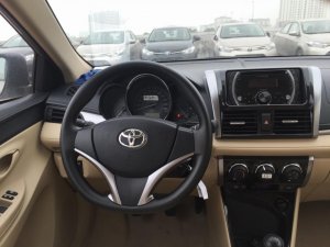Toyota Vios 1.5E 2016 - Thăng bán xe Toyota Vios 1.5E số sàn 2016 màu vàng cát - Xe chạy 1 vạn đẹp như mới, có trả góp - Xem ngay