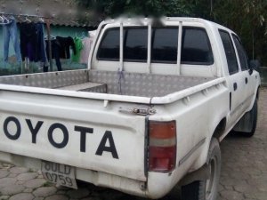 Toyota Hilux 2.7L 4x4MT 1996 - Bán xe Toyota Hilux 2.7L 4x4MT đời 1996, màu trắng, nhập khẩu