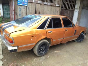 Toyota Corona 1990 - Bán Toyota Corona đời 1990, màu vàng, nhập khẩu chính hãng, 52 triệu