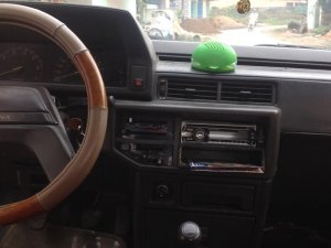 Toyota Carina 1985 - Bán xe Toyota Carina năm 1985, màu trắng, nhập khẩu