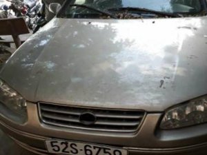 Toyota Camry LE 2000 - Bán Toyota Camry LE đời 2000, nhập khẩu số tự động, 300tr