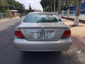 Toyota Camry LE 2005 - Bán Toyota Camry LE đời 2005, màu bạc, xe nhập 