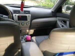 Toyota Camry LE   2008 - Bán xe Toyota Camry LE đời 2008, màu bạc, giá chỉ 750 triệu