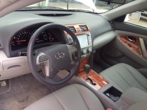 Toyota Camry LE 2006 - Chính chủ bán Toyota Camry LE đời 2006, màu trắng, xe nhập