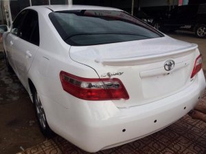 Toyota Camry LE 2006 - Chính chủ bán Toyota Camry LE đời 2006, màu trắng, xe nhập