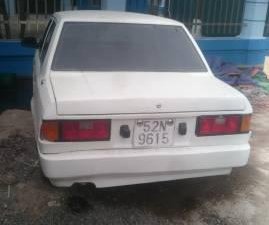 Toyota 86   1982 - Cần bán gấp Toyota 86 đời 1982, màu trắng giá cạnh tranh