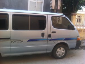 Toyota Hiace 1995 - Cần bán xe Toyota Hiace đời 1995, màu xanh lam, nhập khẩu nguyên chiếc