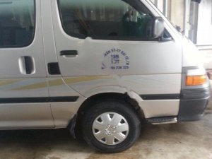 Toyota Hiace 2005 - Bán Toyota Hiace đời 2005 chính chủ, giá tốt