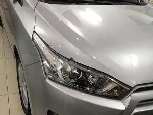 Toyota Yaris G 2016 - Cần bán lại xe Toyota Yaris G đời 2016, màu bạc, nhập khẩu nguyên chiếc như mới, giá 590tr