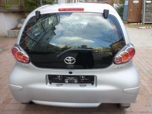 Toyota Aygo 2010 - Cần bán xe Toyota Aygo đời 2010, màu bạc, nhập từ Đức