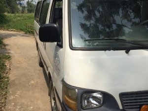 Toyota Hiace 1999 - Bán Toyota Hiace đời 1999, màu trắng còn mới