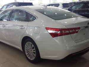 Toyota Avalon 2017 - Bán ô tô Toyota Avalon đời 2017, màu trắng, nhập khẩu