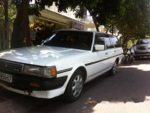 Toyota Cressida 1988 - Cần bán xe Toyota Cressida đời 1988, màu trắng