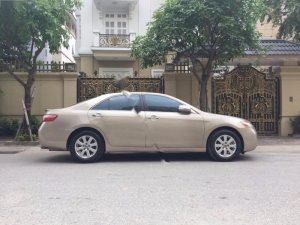 Toyota Camry LE 2006 - Bán Toyota Camry LE đời 2006, màu vàng, nhập khẩu