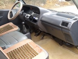 Toyota Hiace 1994 - Bán xe Toyota Hiace 1994, giá bán 20 triệu