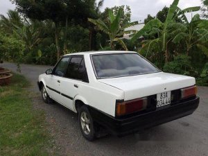 Toyota Carina 1.5 1981 - Cần bán gấp Toyota Carina 1.5 đời 1981, màu trắng chính chủ, giá 55tr