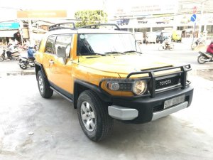 Toyota Fj cruiser 2007 - Bán Toyota Fj cruiser đời 2007, màu vàng, nhập khẩu nguyên chiếc