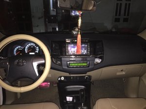 Toyota Fortuner Sport tivo 2016 - Cần bán lại xe Toyota Fortuner Sport tivo đời 2016, màu trắng chính chủ, 990tr