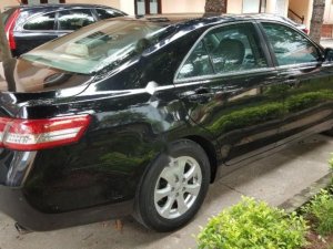 Toyota Camry LE 2009 - Chính chủ bán Toyota Camry LE sản xuất 2009, màu đen, nhập khẩu