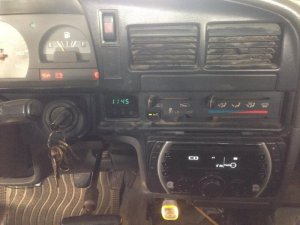 Toyota Hilux 4x2MT 1994 - Bán Toyota Hilux 4x2MT sản xuất 1994, màu xám, xe nhập