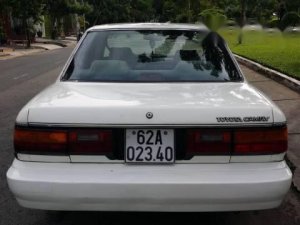 Toyota Camry LE 2.0MT 1988 - Bán xe Toyota Camry LE 2.0MT đời 1988, màu trắng, xe nhập 