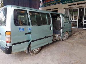 Toyota Hiace 1997 - Cần bán xe Toyota Hiace đời 1997, màu xanh 