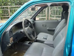 Toyota Tacoma 2000 - Cần bán gấp Toyota Tacoma sản xuất 2000, màu xanh