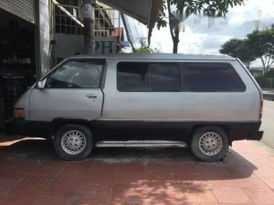 Toyota Hiace 1994 - Gia đình bán Toyota Hiace năm 1994, màu bạc