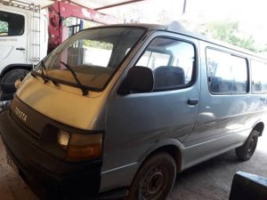 Toyota Hiace 1992 - Bán ô tô Toyota Hiace đời 1992, màu xanh