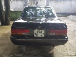 Toyota Crown 3.0 MT 1995 - Bán lại xe Toyota Crown 3.0 MT đời 1995, màu đen, nhập khẩu nguyên chiếc, 150 triệu