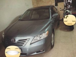 Toyota Camry LE 2008 - Bán xe Toyota Camry LE đời 2008, màu xám, nhập khẩu 