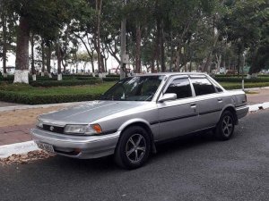 Toyota Camry LE 1987 - Bán Toyota Camry LE đời 1987, màu bạc, nhập khẩu