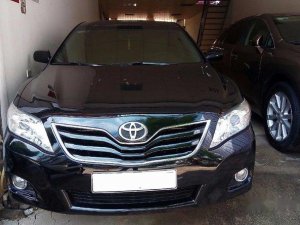 Toyota Camry LE 2010 - Bán Toyota Camry LE đời 2010, màu đen, nhập khẩu xe gia đình